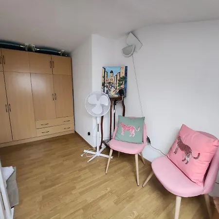 A Deux Pas Du Centre Et De La Promenade Des